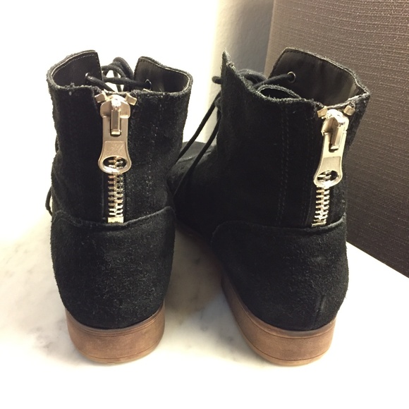 Steve Madden Suede Lace Up Booties - Picture 4 of 8
